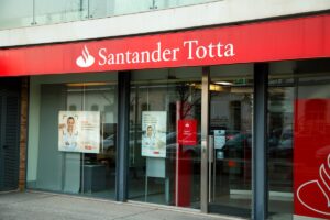 Como criar uma conta digital no Santander Totta