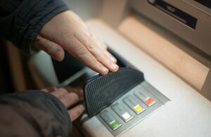 Dicas para prevenir fraudes bancárias em Portugal