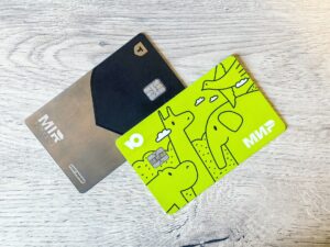Comparação entre Cartões Pré-Pagos e Cartões de Débito