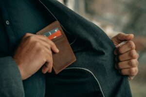 Descubra as coberturas do seu Cartão de Crédito: Seguros que você pode ter para viagens, acidentes e compras e nem sabia