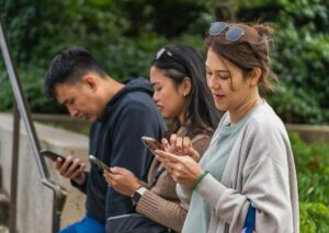 Mudar sua conta de forma fácil: Como transferir seu salário e pagamentos diretos para uma conta digital sem complicações.